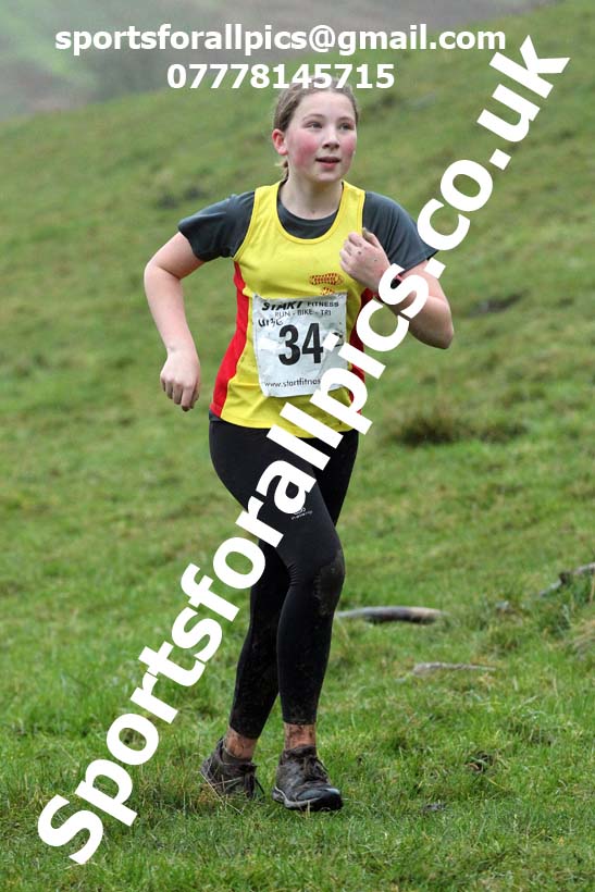 Girls under-13s, NECAA Junior Cross Country Relays, Thornley Farm, Peterlee, Saturday, December 12th. Photo: David T. Hewitson/Sports for All Pics